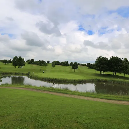 אתר נופש Golfpark Schlossgut Sickendorf