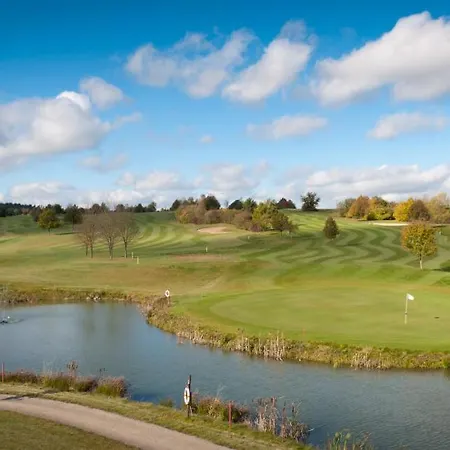 Golfpark Schlossgut Sickendorf אתר נופש
