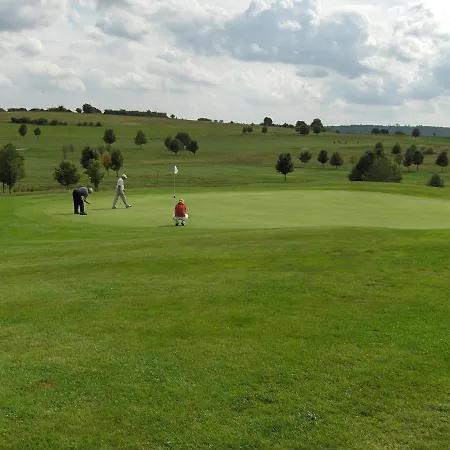 Golfpark Schlossgut Sickendorf אתר נופש Lauterbach